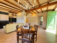 casa indipendente in vendita a Seravezza in zona Pozzi