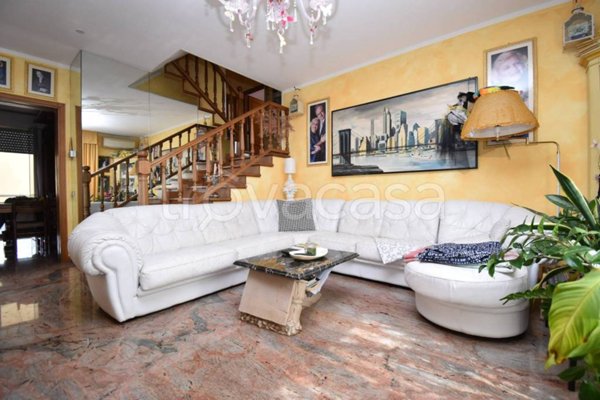 casa indipendente in vendita a Seravezza in zona Querceta