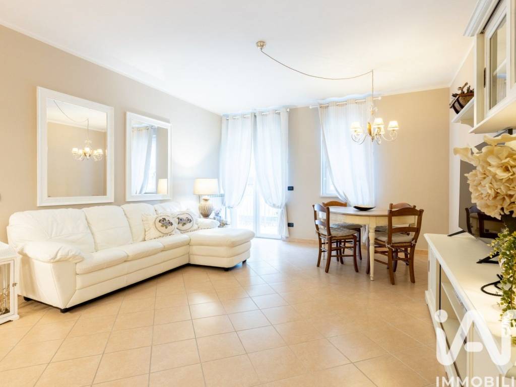 appartamento in vendita a Seravezza