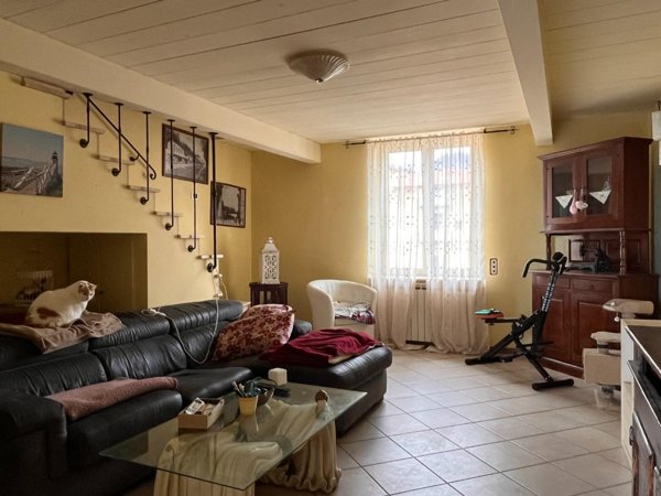 appartamento in vendita a Seravezza in zona Querceta