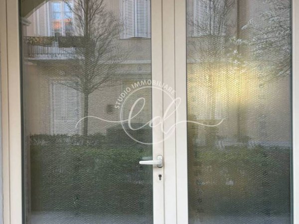 locale commerciale in vendita a Seravezza in zona Querceta