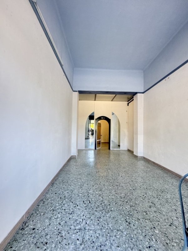 locale commerciale in vendita a Seravezza in zona Querceta