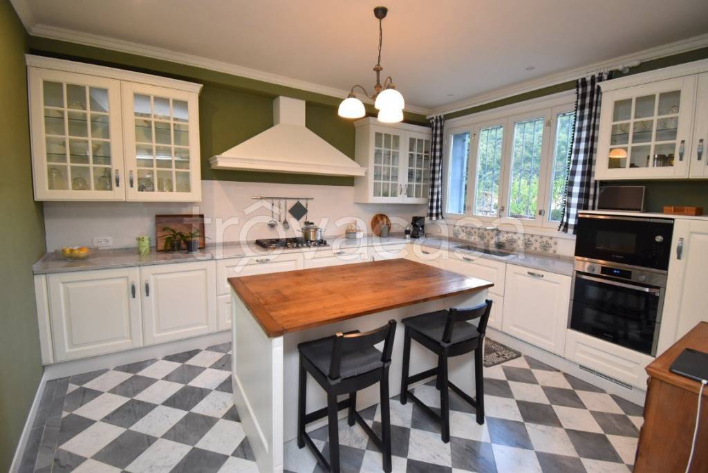 appartamento in vendita a Seravezza