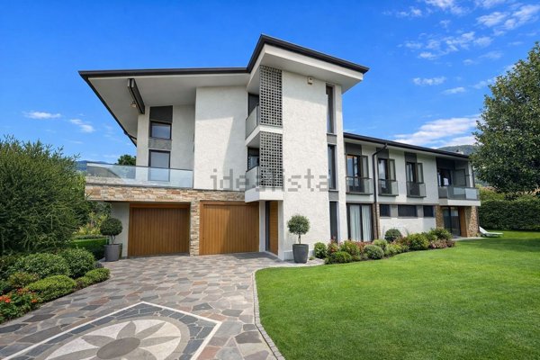 casa indipendente in vendita a Seravezza in zona Pozzi