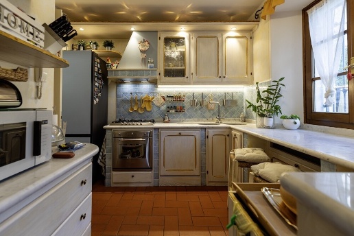 casa indipendente in vendita a Seravezza in zona Pozzi