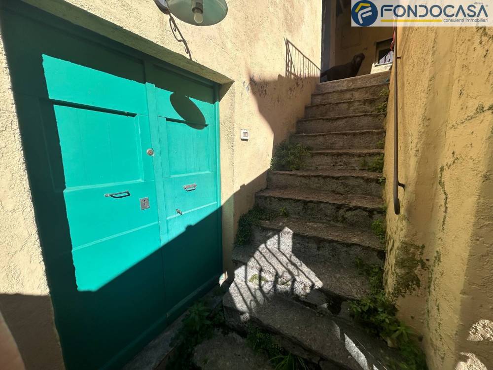 casa indipendente in vendita a Seravezza