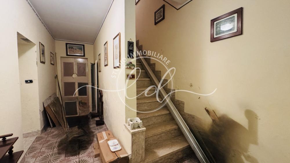 casa indipendente in vendita a Seravezza