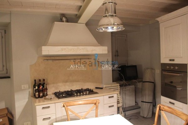 casa indipendente in vendita a Seravezza