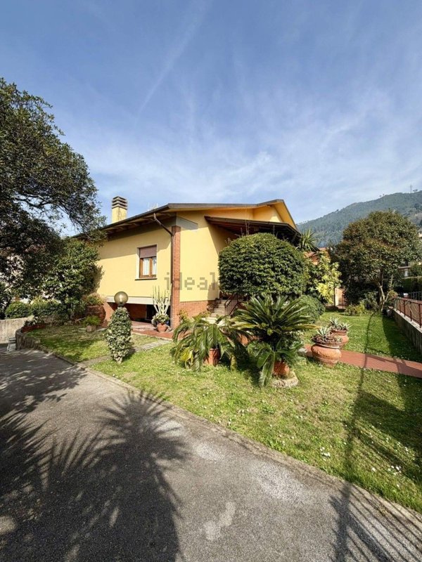 appartamento in vendita a Seravezza