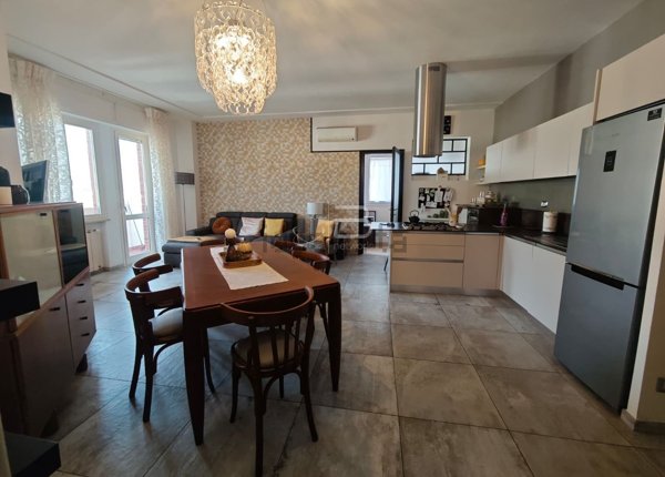 appartamento in vendita a Seravezza in zona Querceta