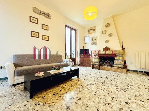 appartamento in vendita a Seravezza in zona Querceta