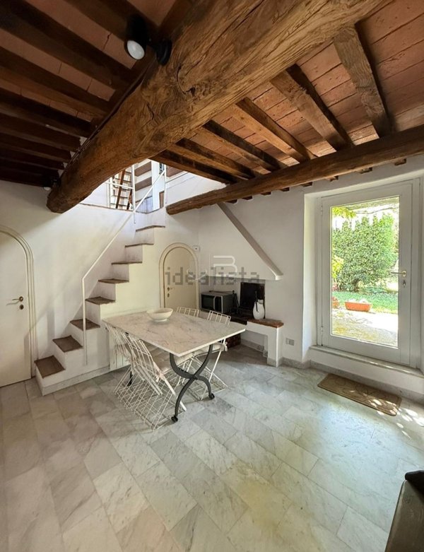 casa indipendente in vendita a Seravezza in zona Querceta