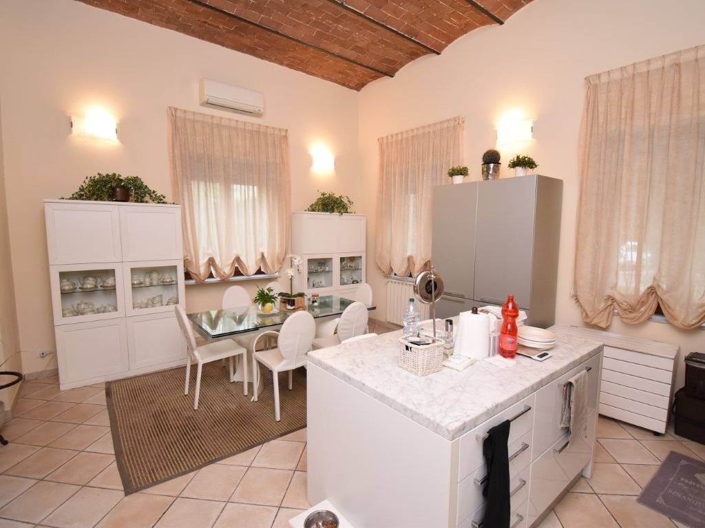 appartamento in vendita a Seravezza in zona Querceta