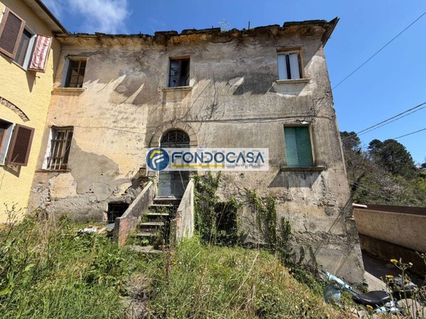 appartamento in vendita a Seravezza in zona Minazzana