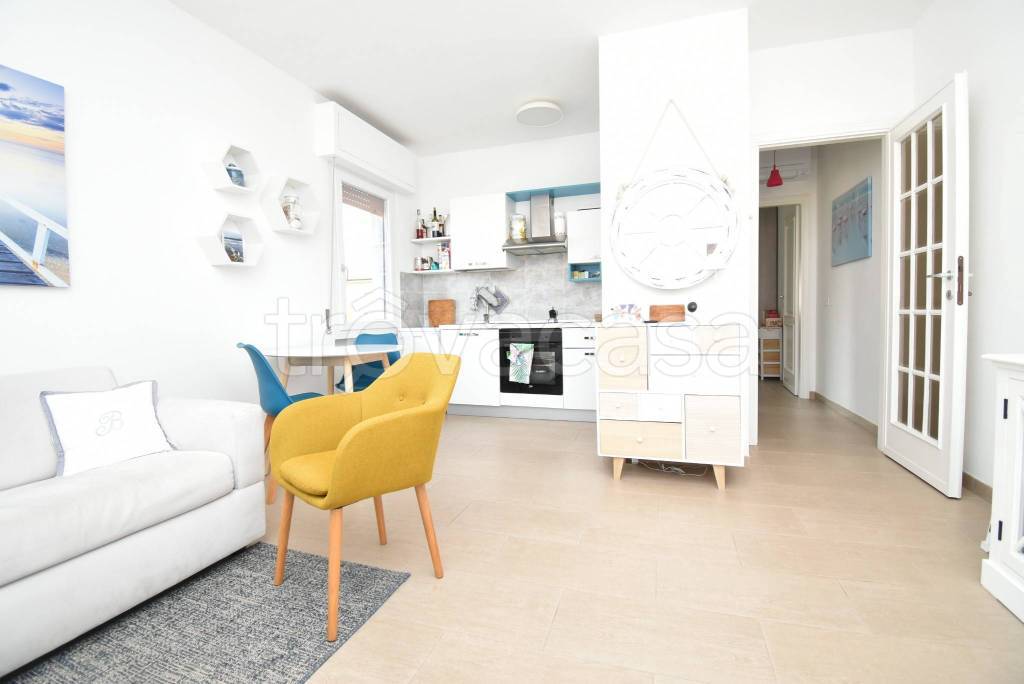 casa indipendente in vendita a Seravezza in zona Querceta