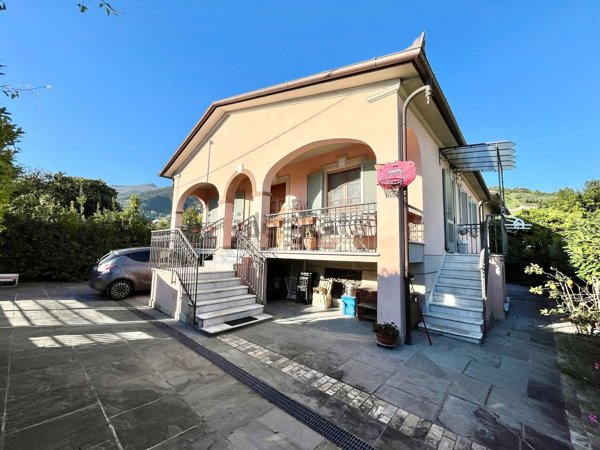 casa indipendente in vendita a Seravezza in zona Ripa