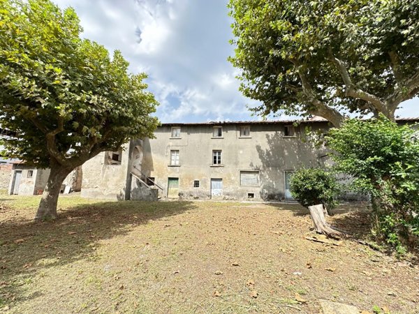 casa indipendente in vendita a Seravezza in zona Ripa