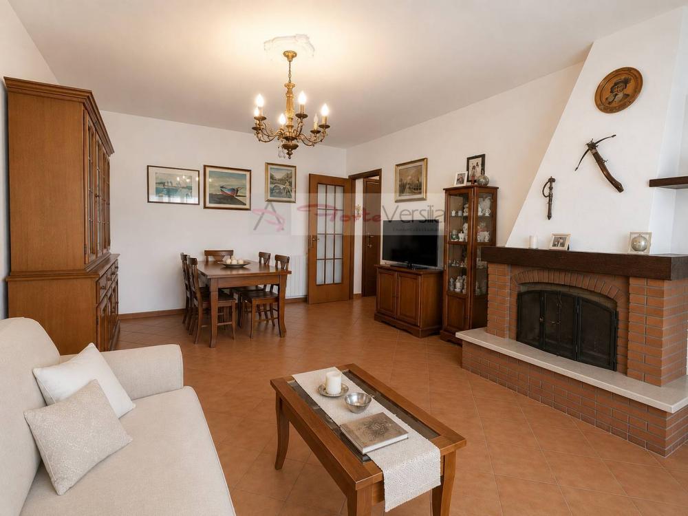 appartamento in vendita a Seravezza in zona Querceta