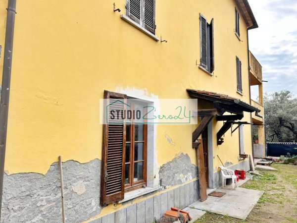 casa indipendente in vendita a Seravezza in zona Querceta