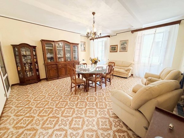 casa indipendente in vendita a Seravezza in zona Fabiano