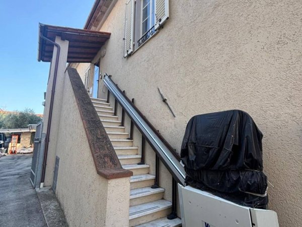 ufficio in vendita a Seravezza in zona Querceta