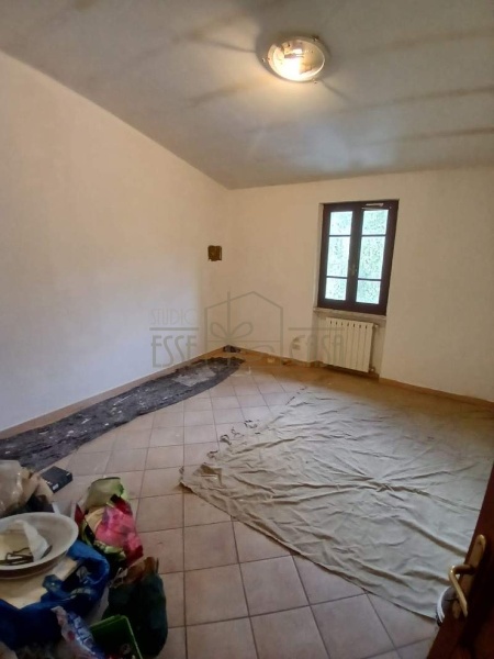 casa indipendente in vendita a Seravezza