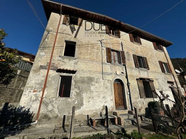appartamento in vendita a Seravezza in zona Fabiano