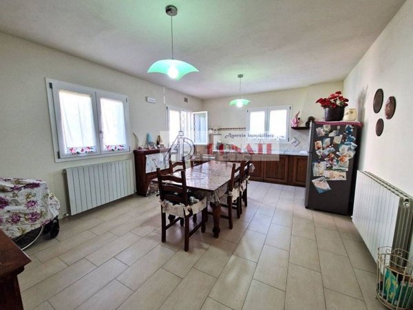 casa indipendente in vendita a Seravezza in zona Querceta