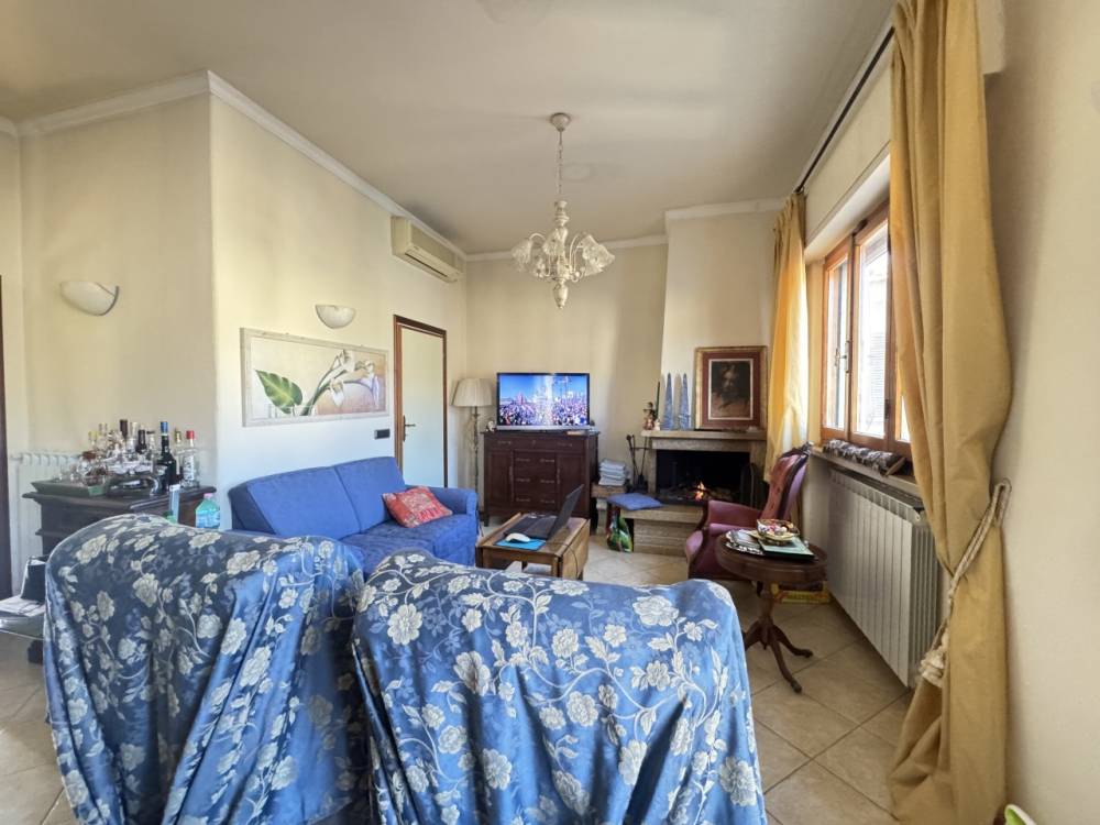 appartamento in vendita a Seravezza in zona Querceta