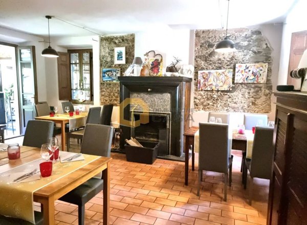 negozio in vendita a Stazzema in zona Mulina