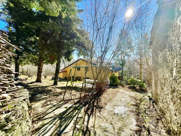casa indipendente in vendita a Stazzema
