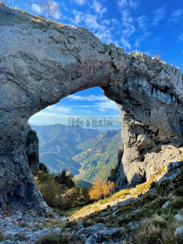 casale in vendita a Stazzema in zona Volegno