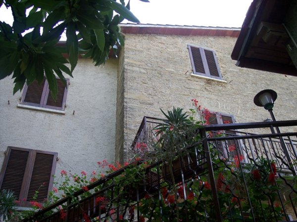 casa indipendente in vendita a Stazzema in zona Pruno