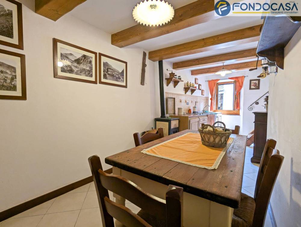 casa indipendente in vendita a Stazzema