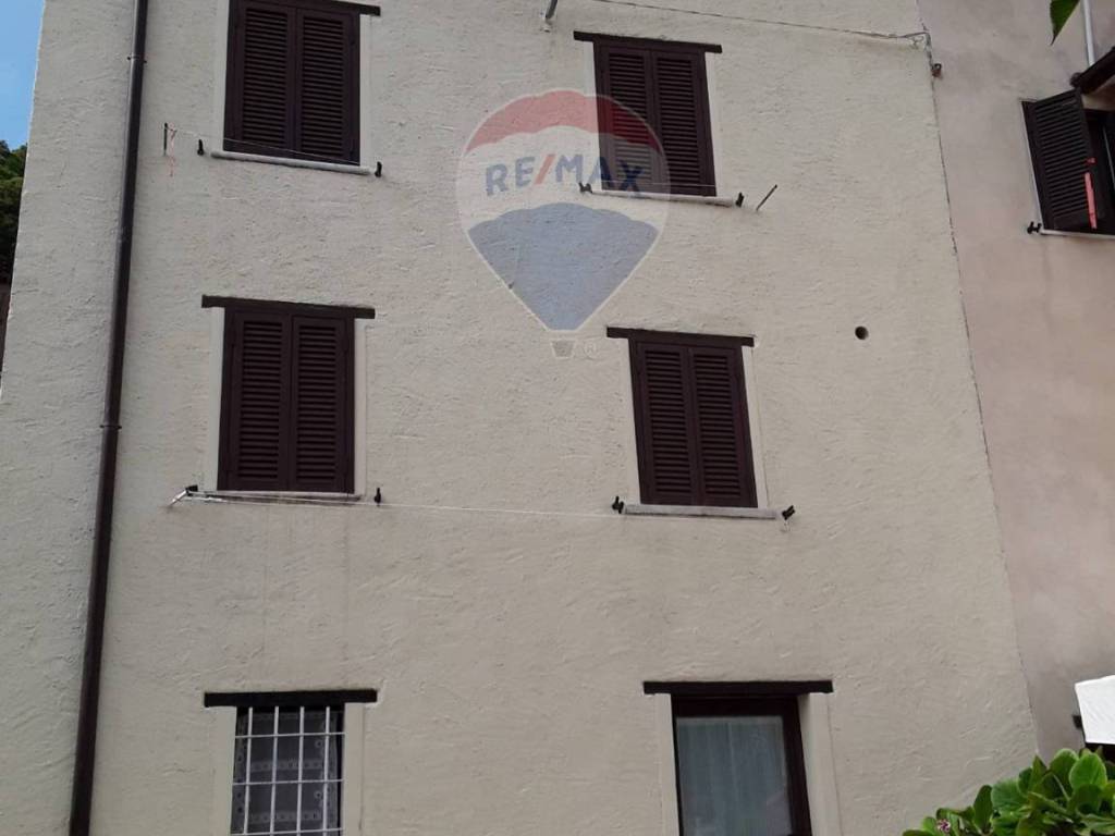 casa indipendente in vendita a Stazzema in zona Terrinca