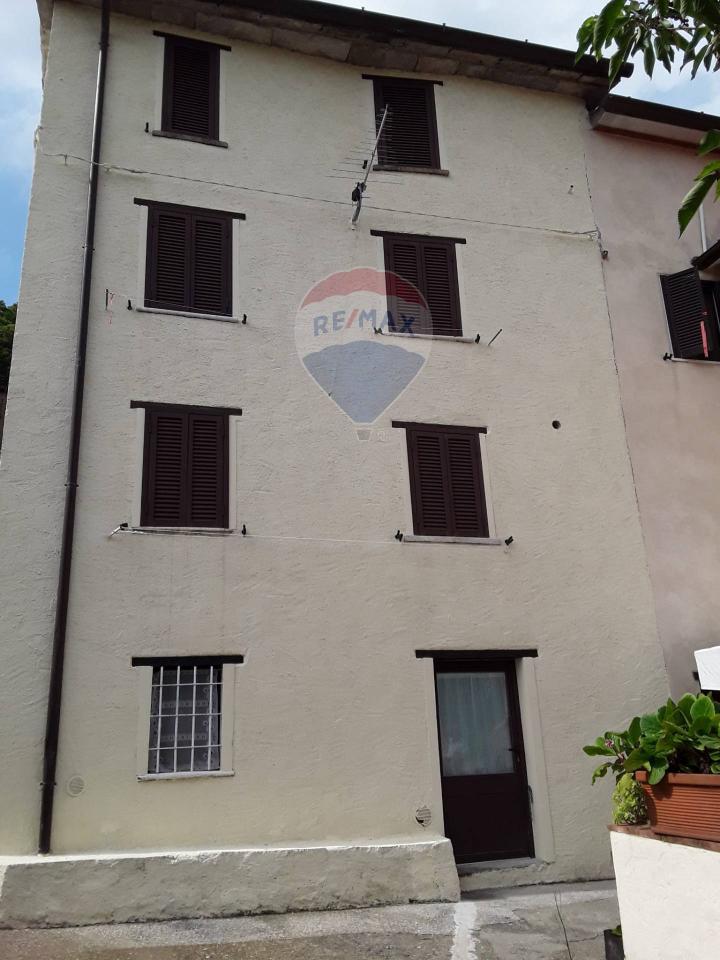 casa indipendente in vendita a Stazzema in zona Terrinca