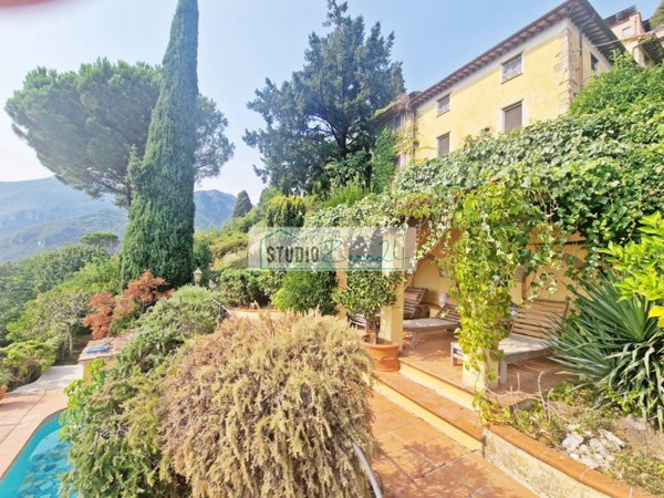 casa indipendente in vendita a Stazzema