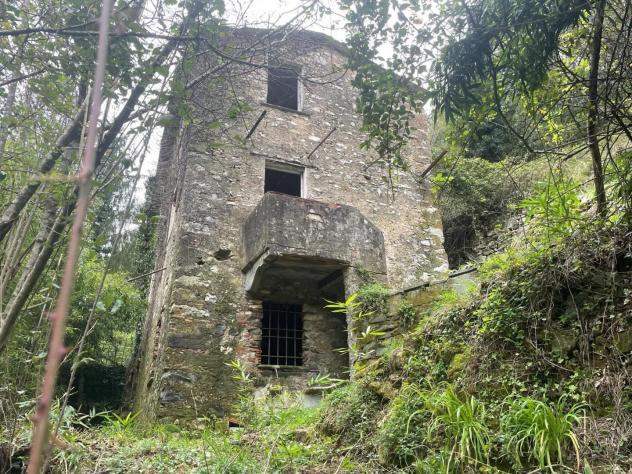 casa indipendente in vendita a Stazzema in zona Pontestazzemese