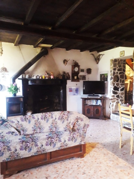 casa indipendente in vendita a Stazzema in zona Pomezzana