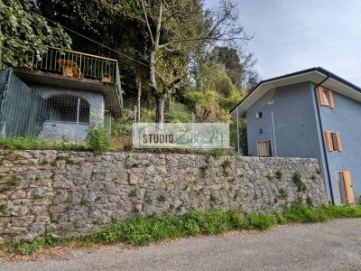 casa semindipendente in vendita a Stazzema