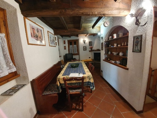 appartamento in vendita a Stazzema in zona Farnocchia