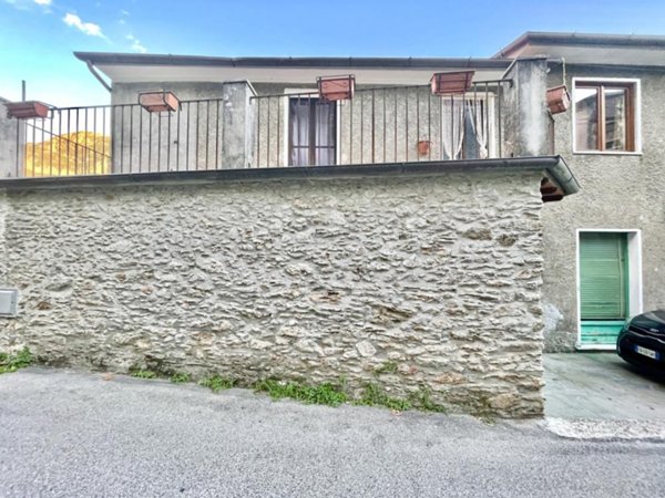 casa indipendente in vendita a Stazzema