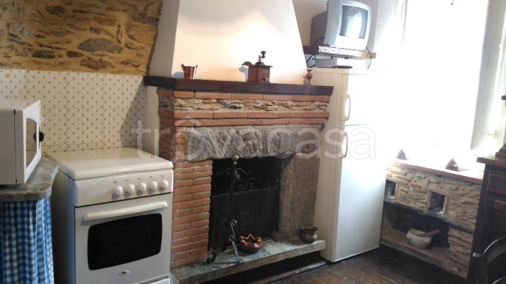 casa indipendente in vendita a Stazzema in zona Levigliani