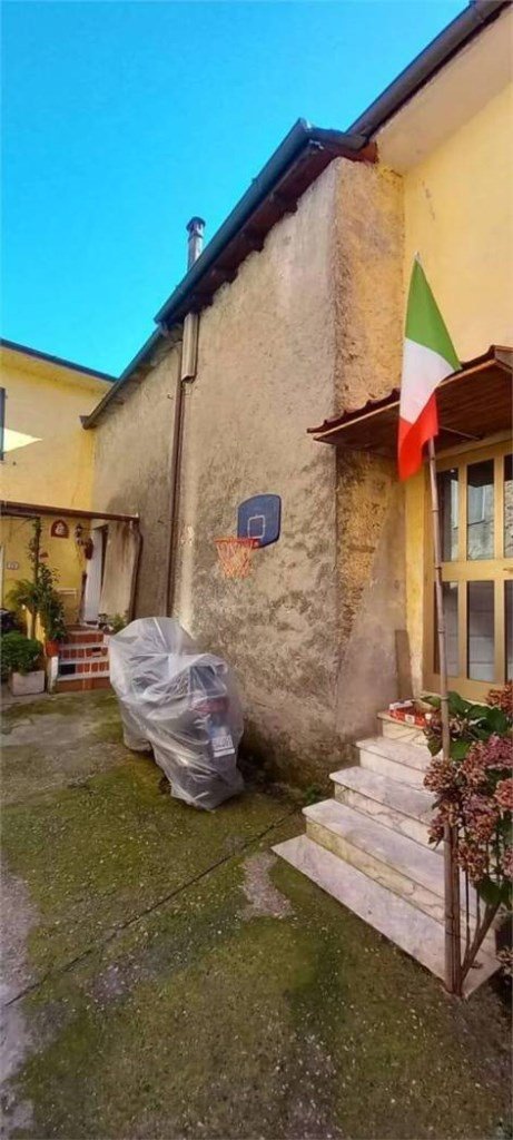 casa indipendente in vendita a Stazzema in zona Levigliani