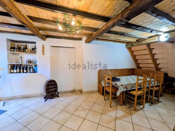 casa indipendente in vendita a Stazzema in zona Palagnana