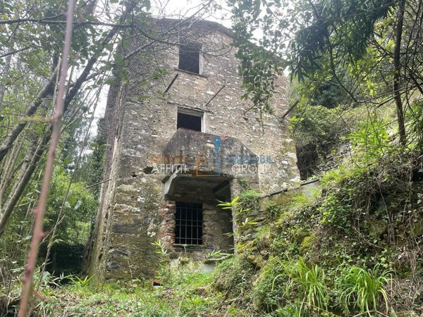 casale in vendita a Stazzema