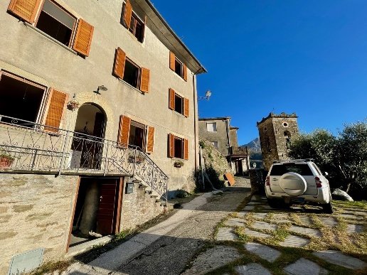casa indipendente in vendita a Stazzema in zona Pruno