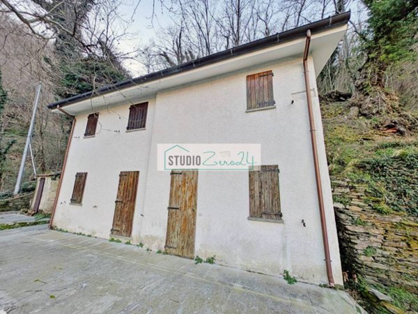 casa indipendente in vendita a Stazzema