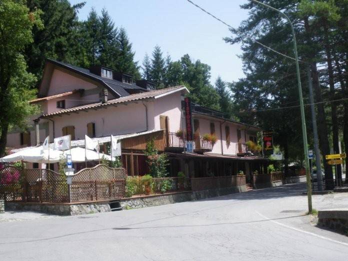 intera palazzina in vendita a Vagli Sotto