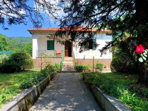 casa indipendente in vendita a Vagli Sotto
